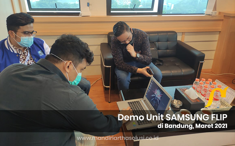 demo unit interactive display samsung flip di bandung maret 2021 4 portofolio